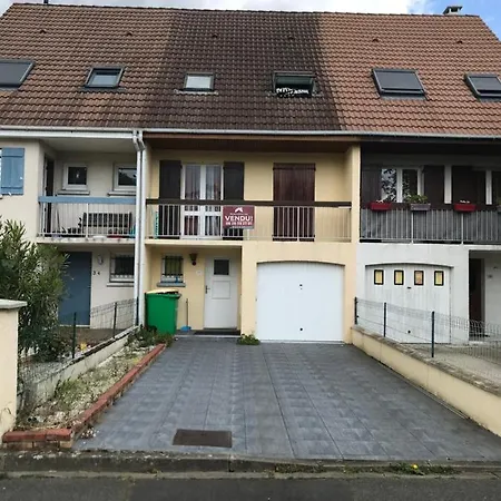 Villa Maison Entiere A 2 Pas Du Cirque *